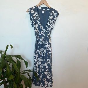 Wedding guest dress/summer dress blue with flowers